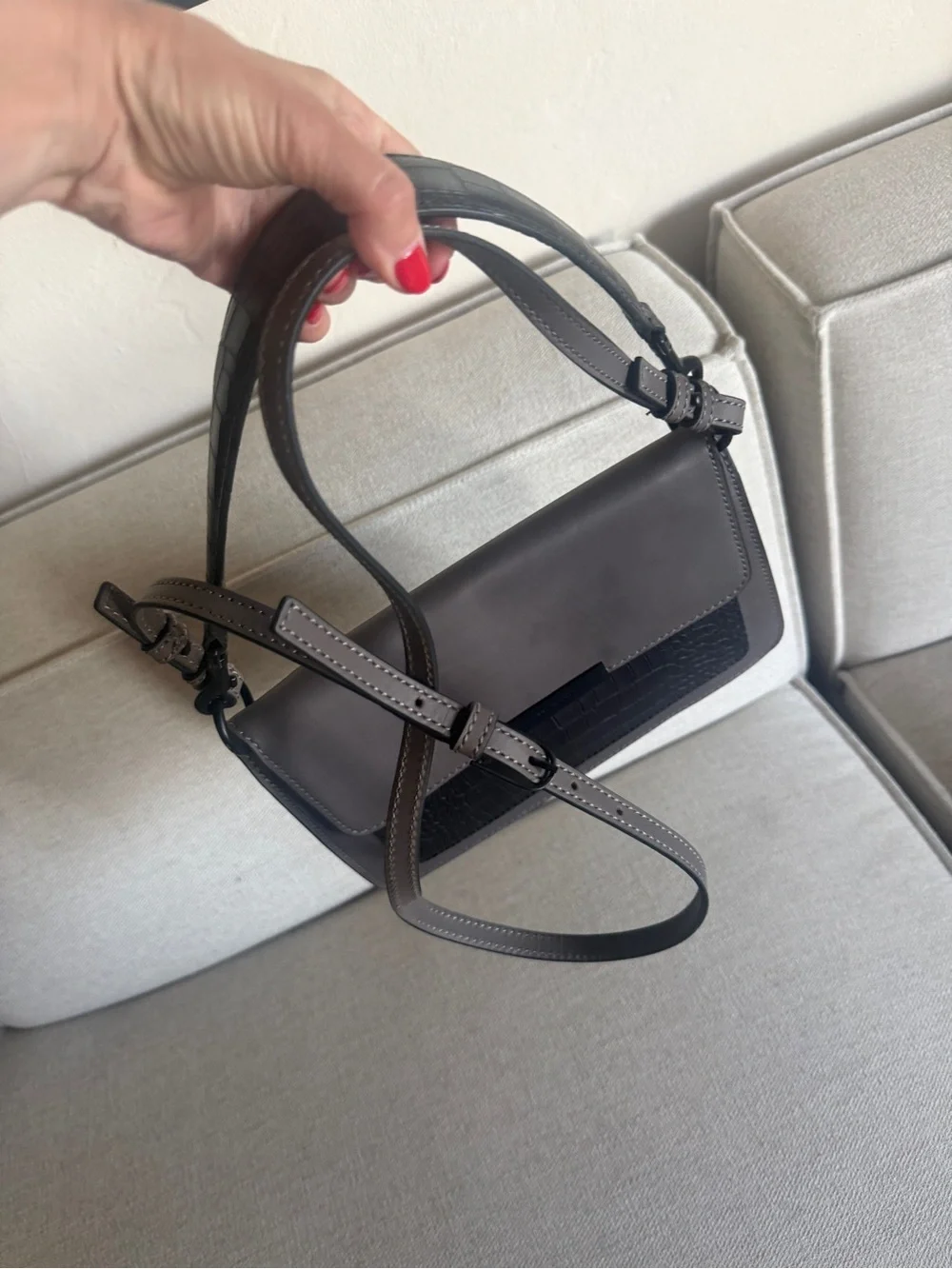 Structured Gray Leather Crossbody Bag with Black Croc Accent